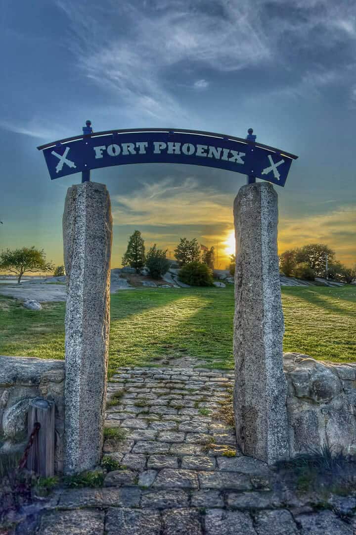 South Coast Spotlight News Reporter Fairhaven Fort Phoenix Singing With Light Photography