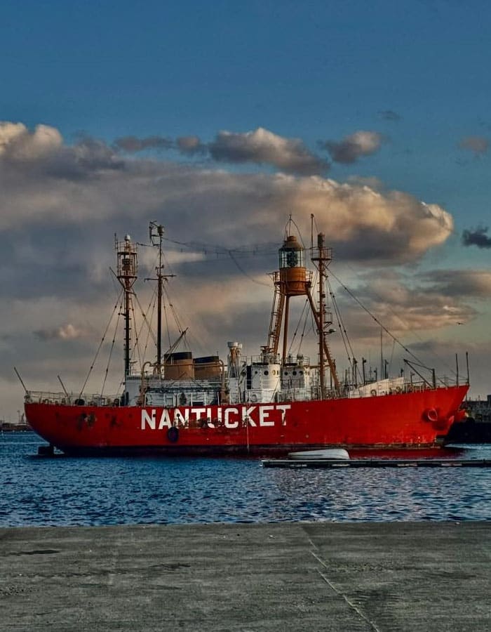 South Coast Spotlight News Reporter Nantucket Lighthouse Ship By Dana