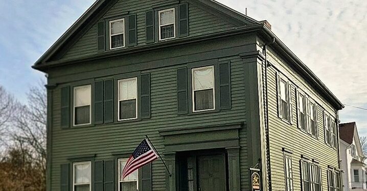 Lizzie Borden House Issues Public Statement In Ongoing Legal Battle With Miss Lizzie's Coffee 1 Lizzie Borden House