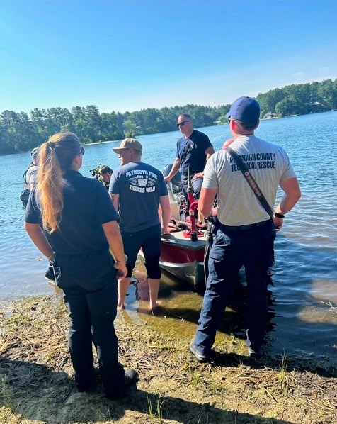 Kingston Pilot, 81, Killed After Plane Crashes Near Curlew Pond in Plymouth 3 747761356 122166242762820133 4822280174489782781 n