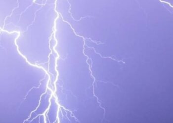 Lightning strike south coast spotlight