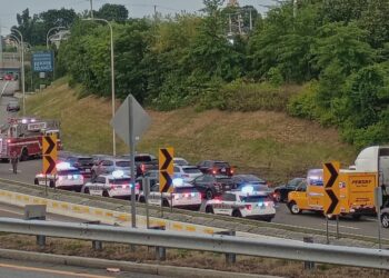 Chain-Reaction Crashes on I-95 in Pawtucket Spark Highway Fights, Leave Multiple Injured 2 Highway Fracas, photo by John Gomes