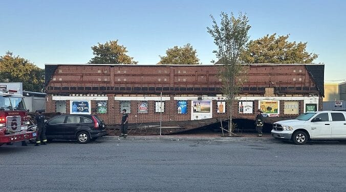 Structural Collapse at Discount Liquors on West Rodney French Boulevard in New Bedford 1 AwningCollapseNB
