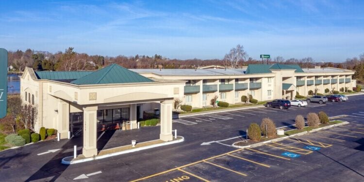 Somerset Police Investigating Isolated Stabbing Incident at Riverview Inn & Suites 1 Riverview suites somerset