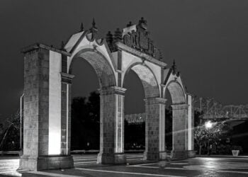 The Gates of the City: A Symbol of Fall River’s Portuguese Heritage 1 Singing With Light Photography