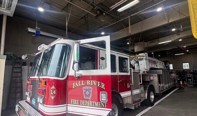 LADDER 4 IS BACK IN THE FLINT — BUT THE AGE OF THE FLEET CAN’T BE IGNORED 1 Photo Credit - Local 1314