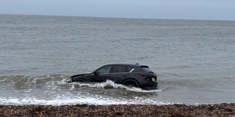 Sub-Aqua Mazda: Driver Misses the Turn, Hits the Water, and Leaves Cape Cod Shocked 1 Mazda Ocean View