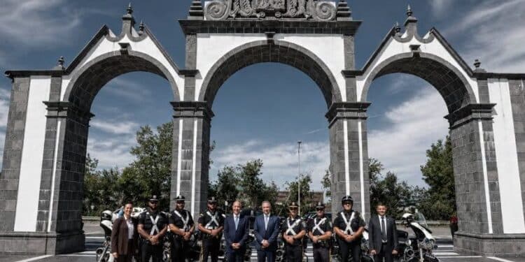 Fall River Police Honor 20th Anniversary of the Gates of the City 1 gatesFrpolice