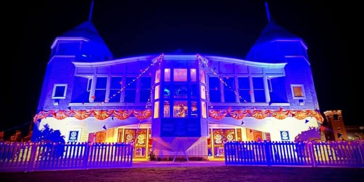 Step Right Up for Spooky Season: The Fall River Carousel Announces Its Enchanting Jack-o’-Lantern Jubilee! 1 Fall River Carousel
