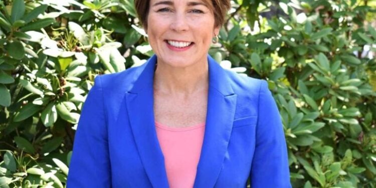 UMass Lowell Poll: Healey and Markey Maintain Strong Leads as Voters Reject Trump and AI Data Centers 1 Gov. Maura Healey