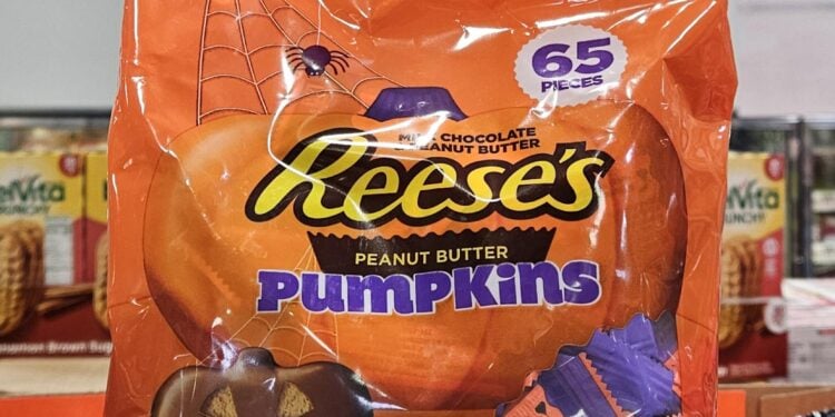 Jack-o'-Lies? Hershey Adds Reality Check to Reese's Pumpkins After $5M Drama 1 Credit - Costco