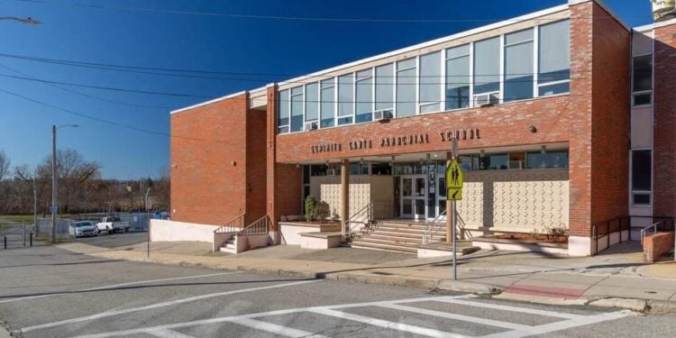 Swift Action and Vigilant Staff Prevent Security Breach at Espirito Santo School in Fall River 1 santoschool