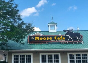Next Time, Try a Starbucks Gift Card: Cafe Calls Out Free-Coffee Con Artist 14 theMoose