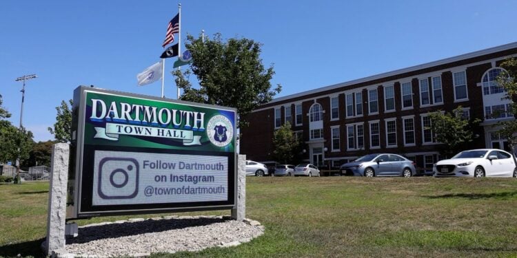 Voting Made Easy: Dartmouth Announces Early Voting Schedule for the November State Election 1 townofDartmouth